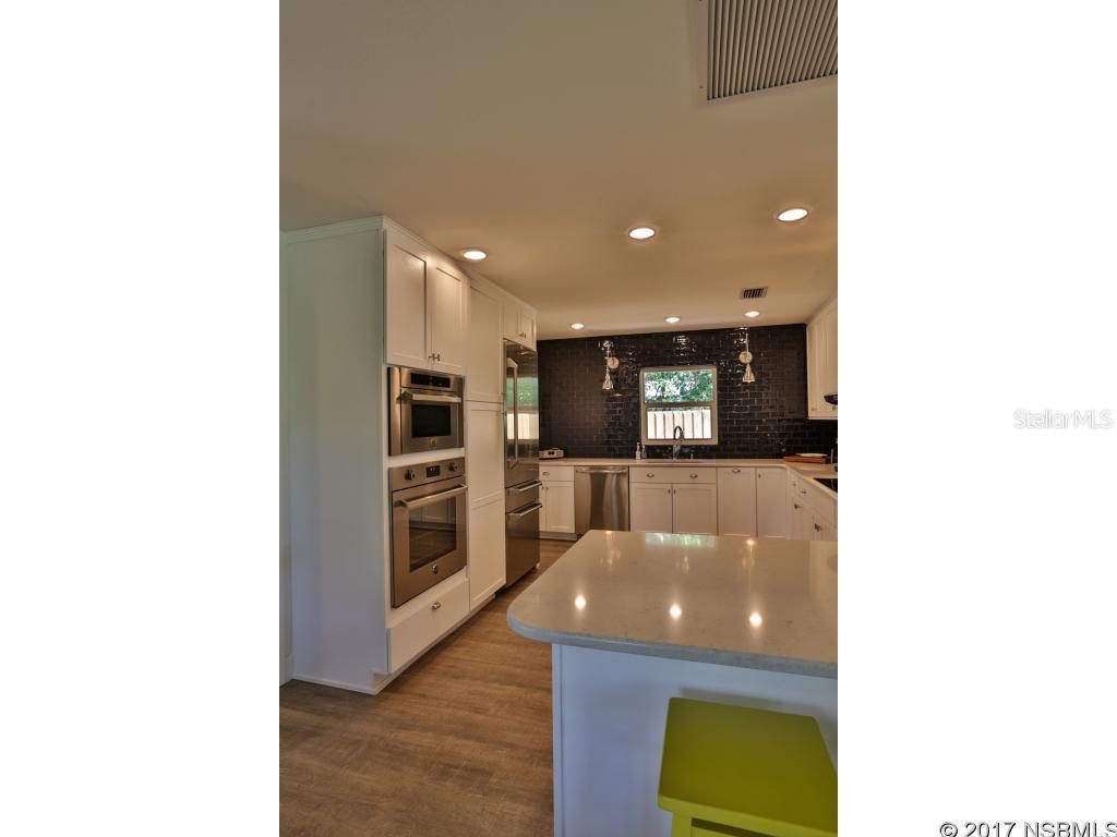 Detwilers N 650 Ft Lt 02 16 17 34 New Smyrna Beach - Residential