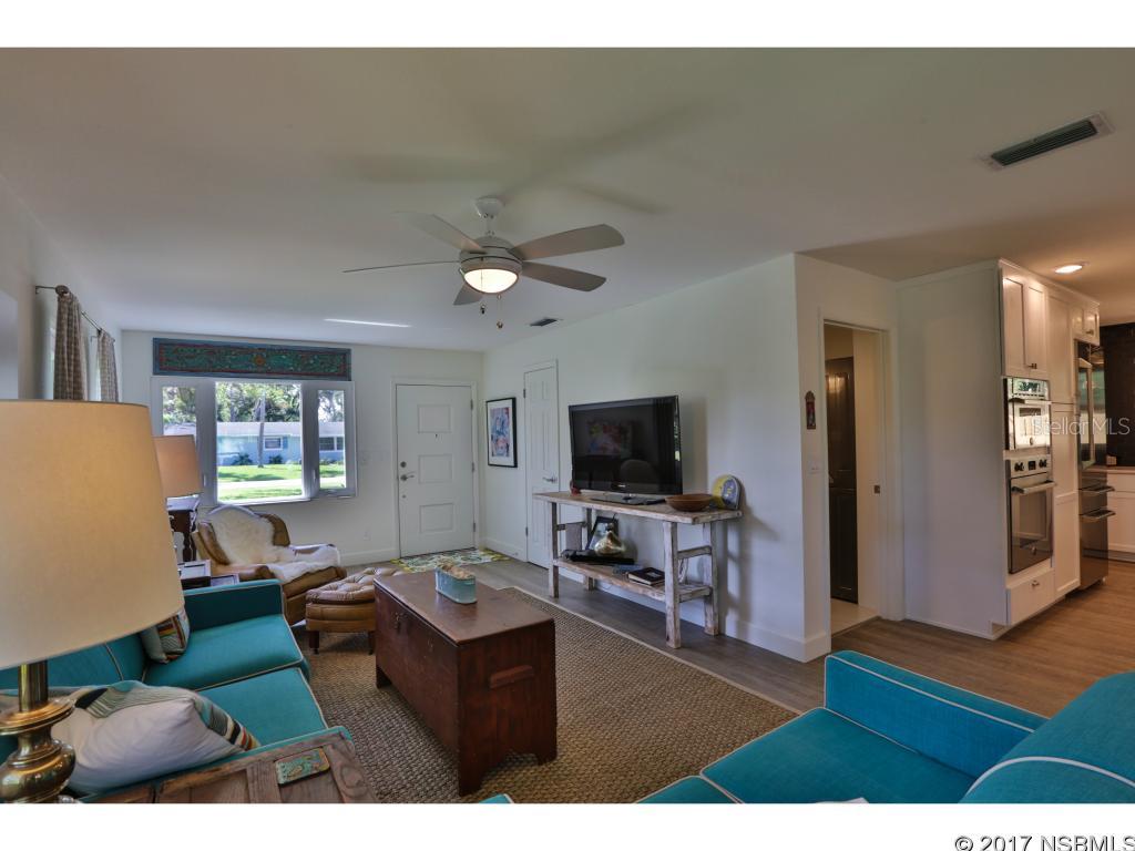 Detwilers N 650 Ft Lt 02 16 17 34 New Smyrna Beach - Residential