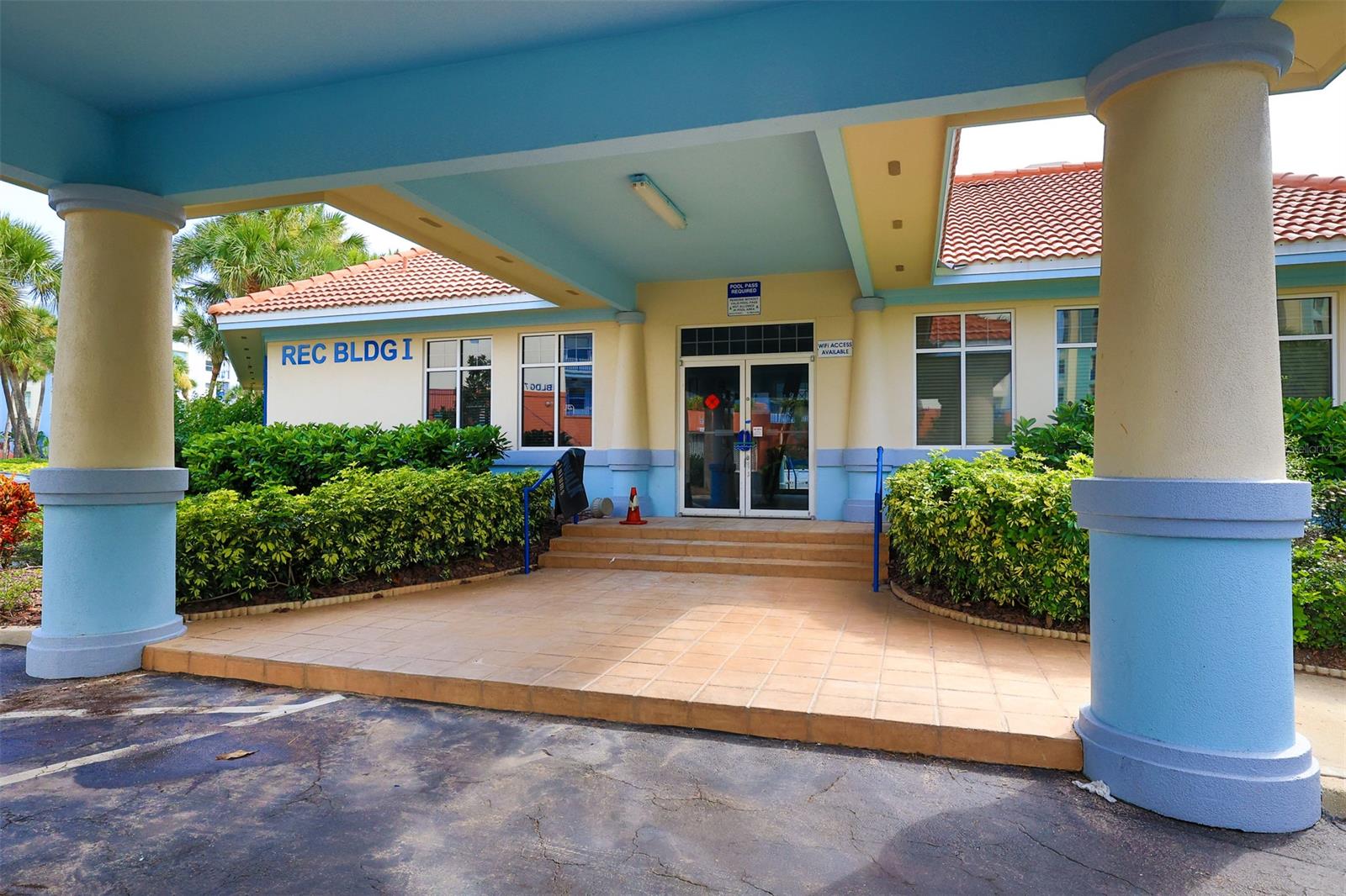 Ocean Walk/New Smyrna Bch Bldg - Residential