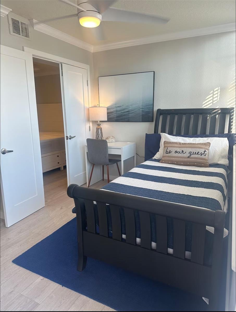 BAREFOOT BEACH RESORT OF INDIAN SHORES - Residential