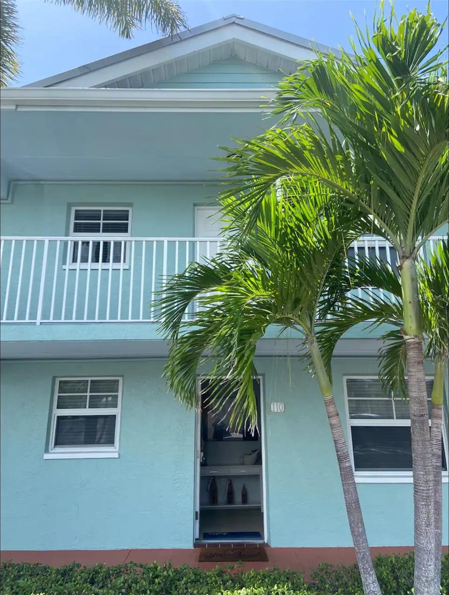 BAREFOOT BEACH RESORT OF INDIAN SHORES - Residential