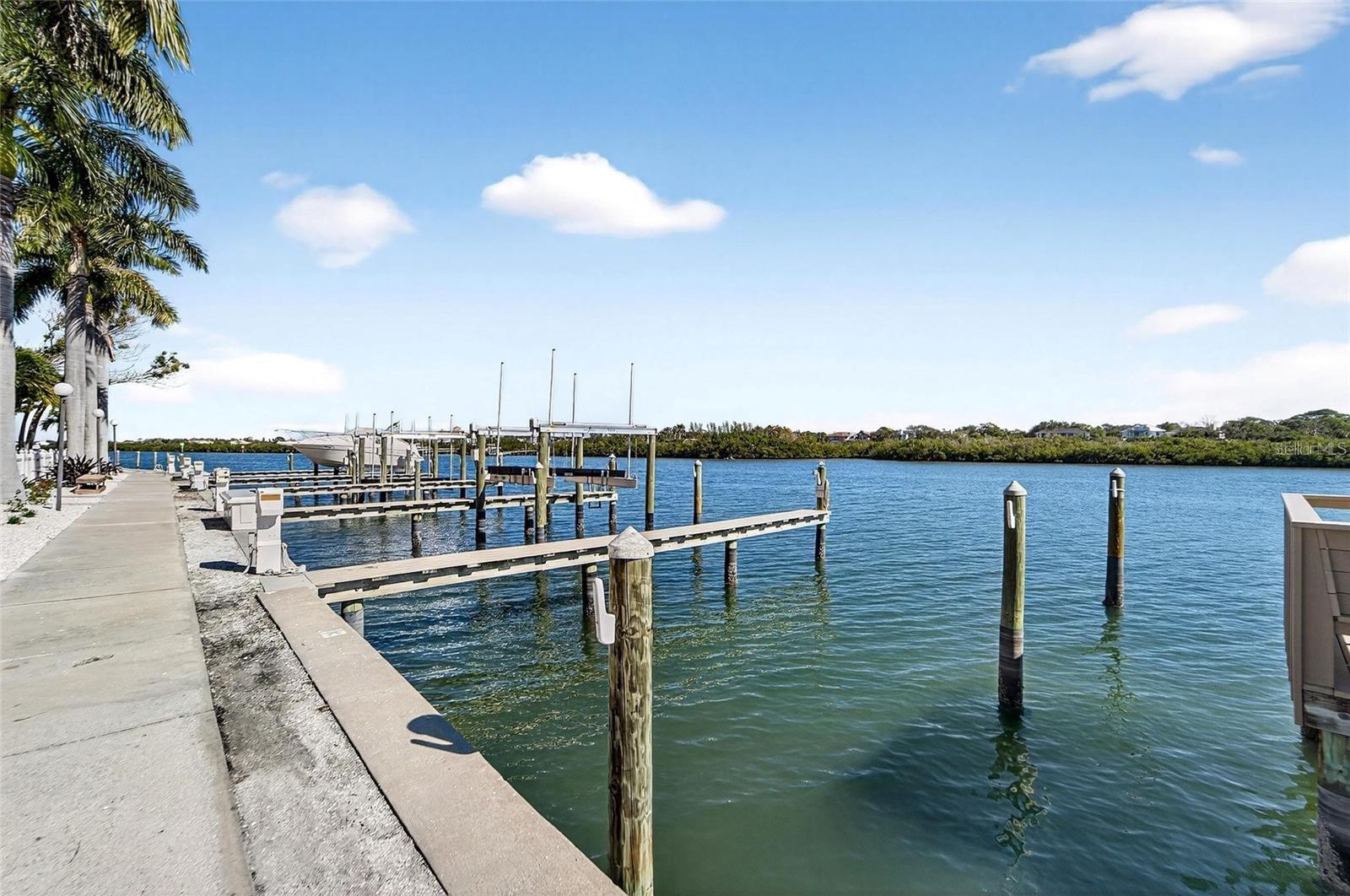 BAREFOOT BEACH RESORT OF INDIAN SHORES - Residential