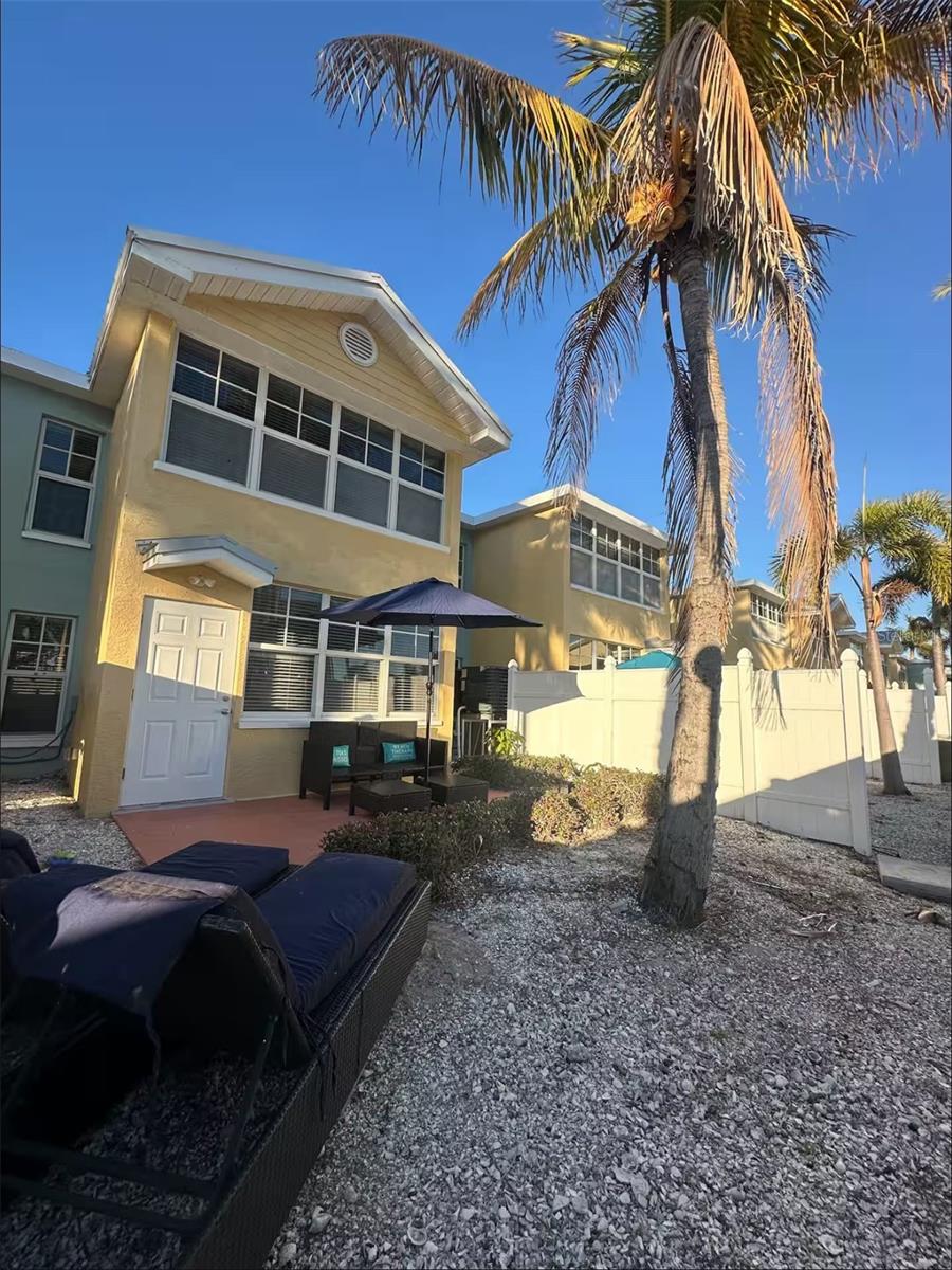 BAREFOOT BEACH RESORT OF INDIAN SHORES - Residential
