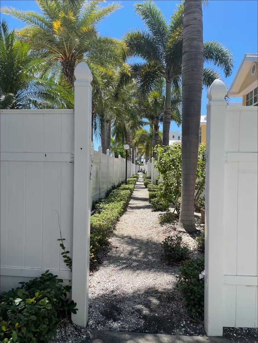 BAREFOOT BEACH RESORT OF INDIAN SHORES - Residential