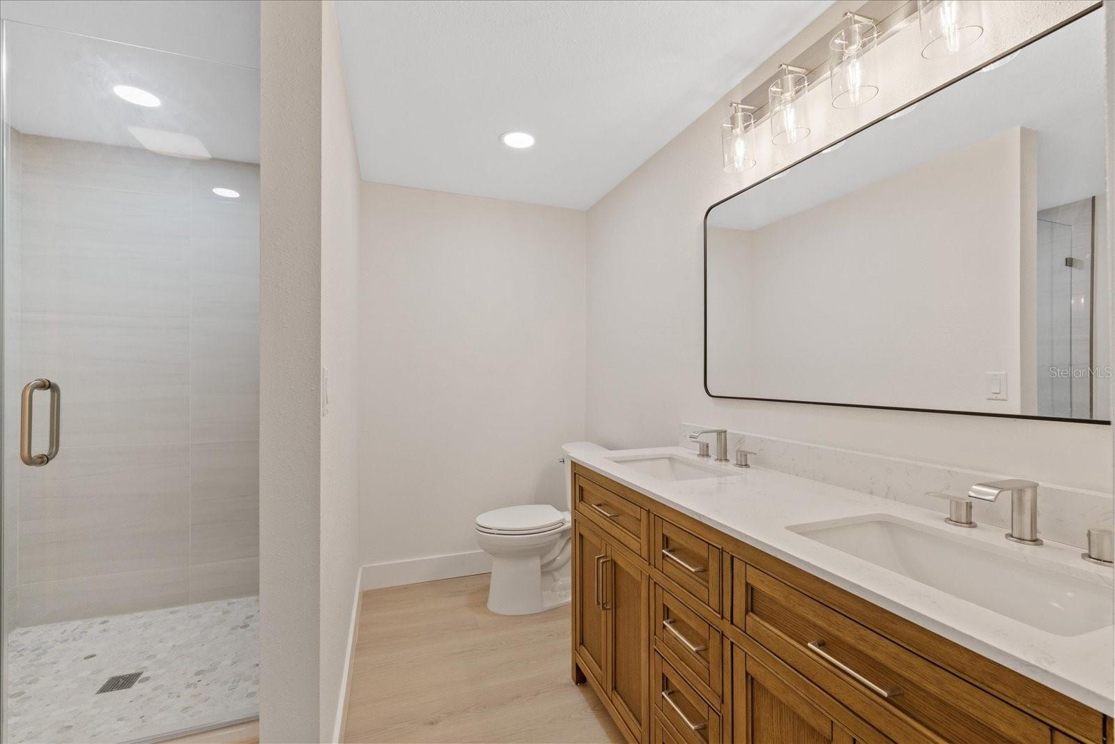 BAY BREEZE - Residential