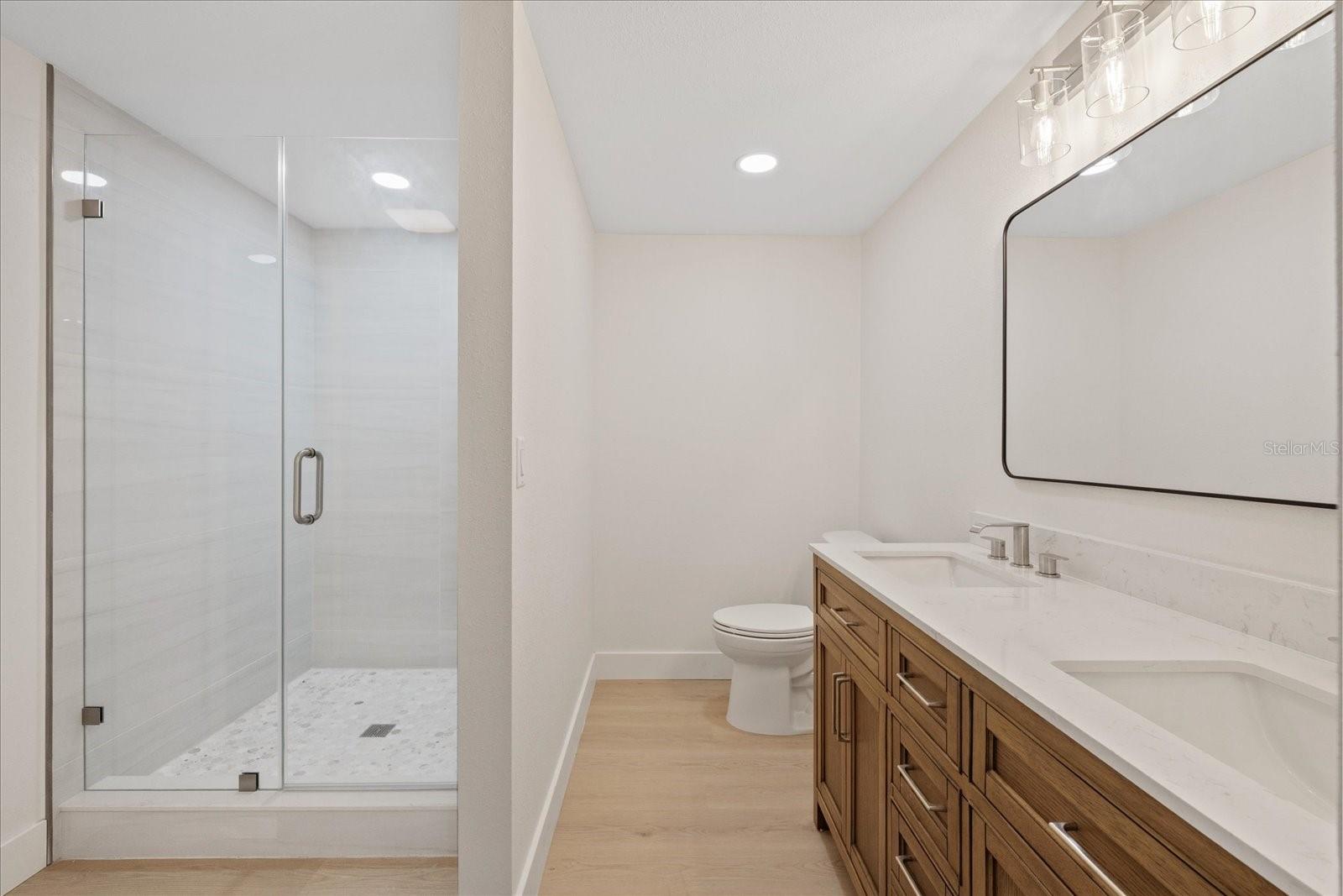 BAY BREEZE - Residential