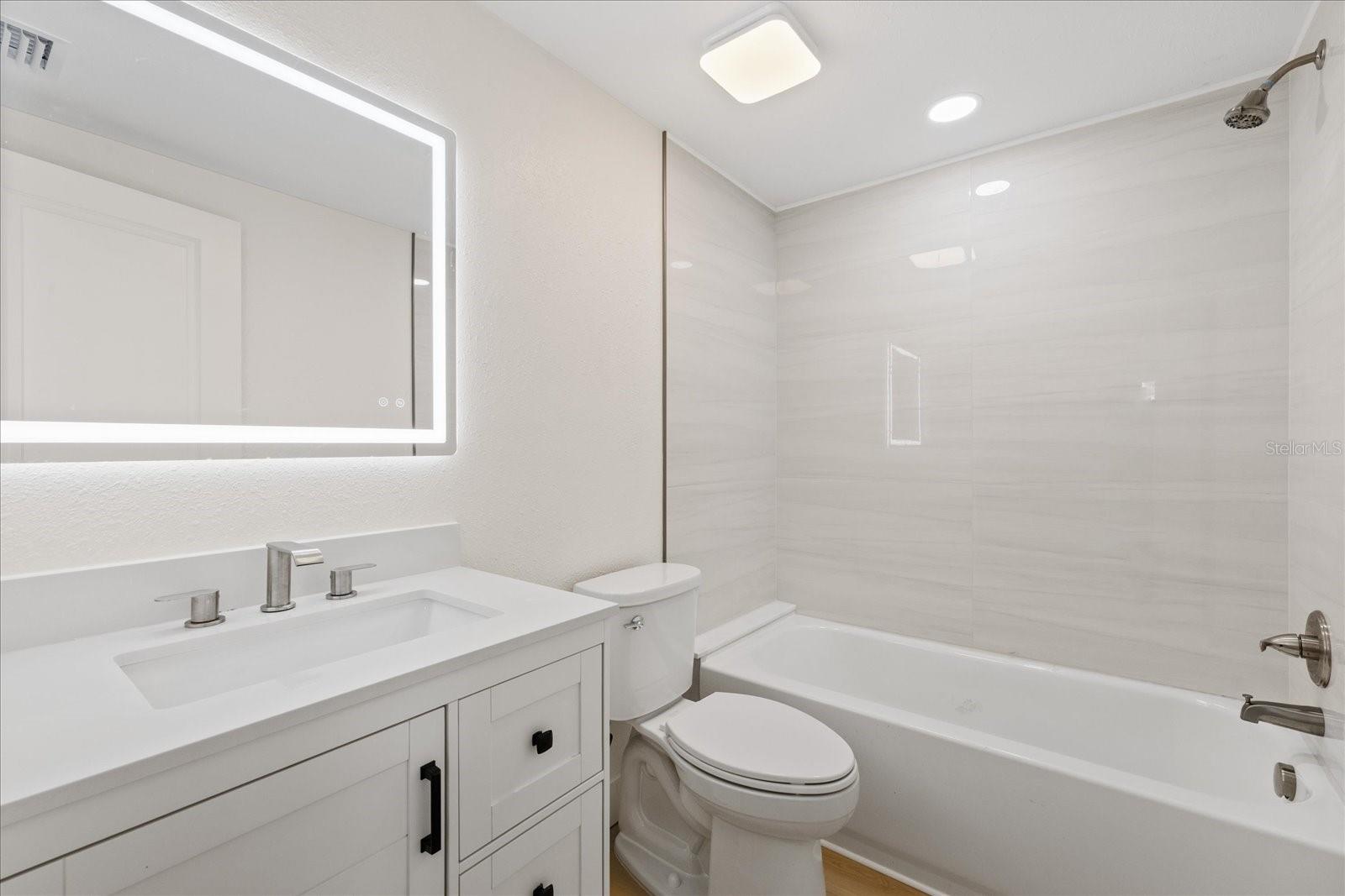 BAY BREEZE - Residential