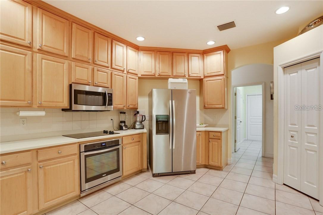 TAMPA PALMS AREA 4 PRCL 17 - Residential