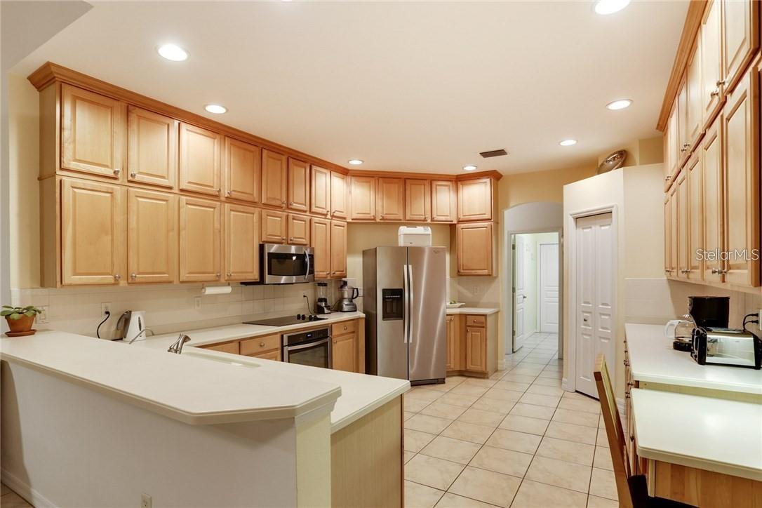 TAMPA PALMS AREA 4 PRCL 17 - Residential