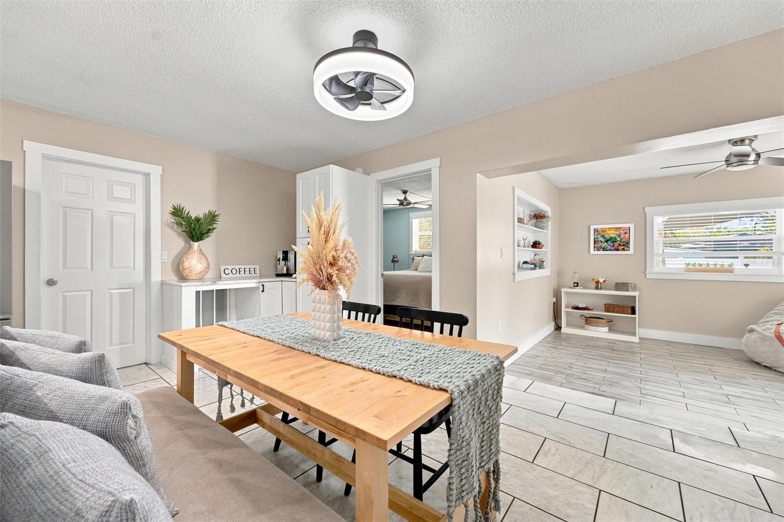FLORIDA RIVIERA 2 - Residential