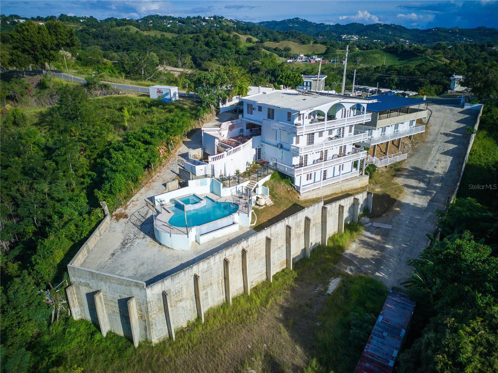 BO. PUEBLO CARR 115 KM 11.4 INT SECTOR JULIO SOTO - Residential