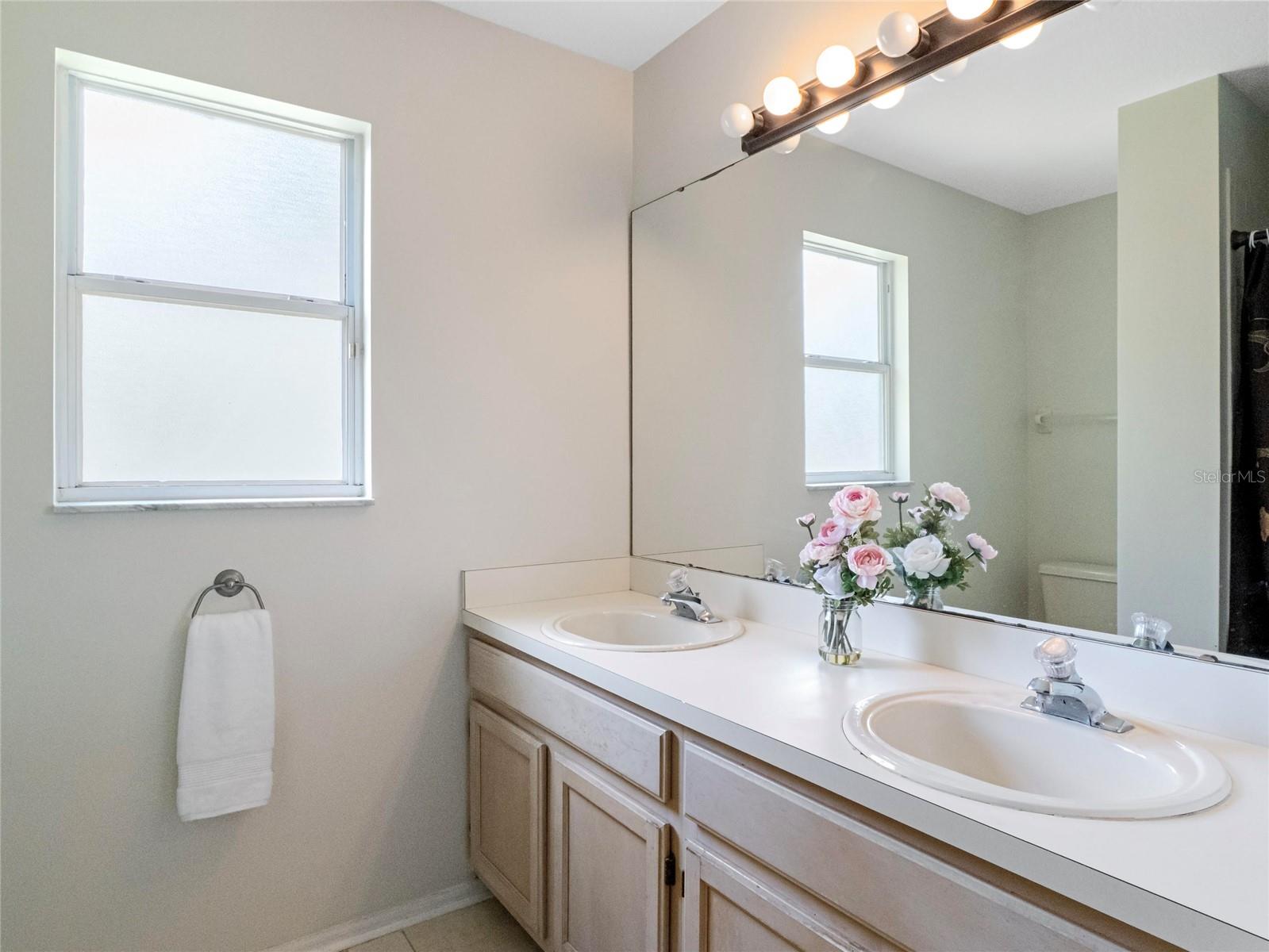 CRYSTAL CREEK UNIT 1 - Residential
