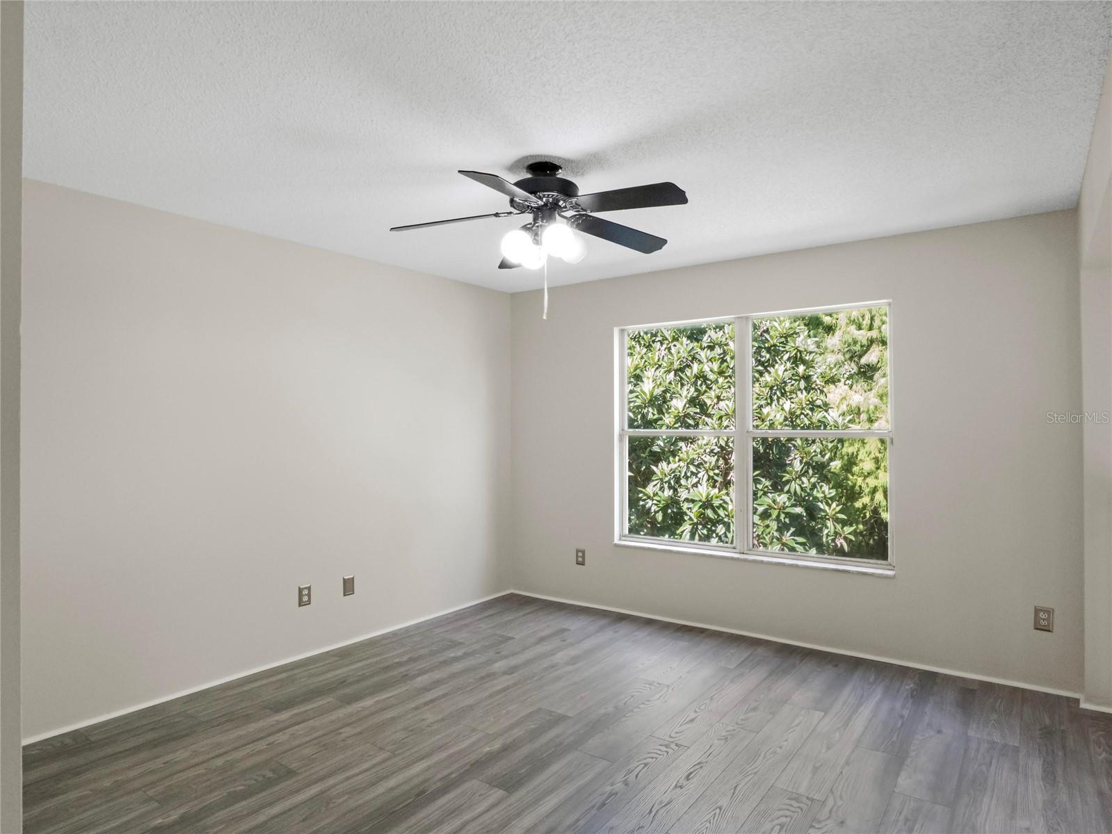 CRYSTAL CREEK UNIT 1 - Residential