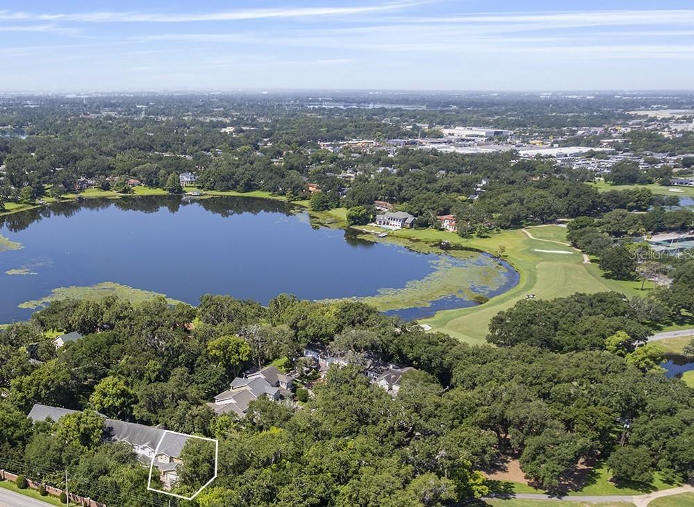 COUNTRY CLUB OAKS TWNHMS - Residential