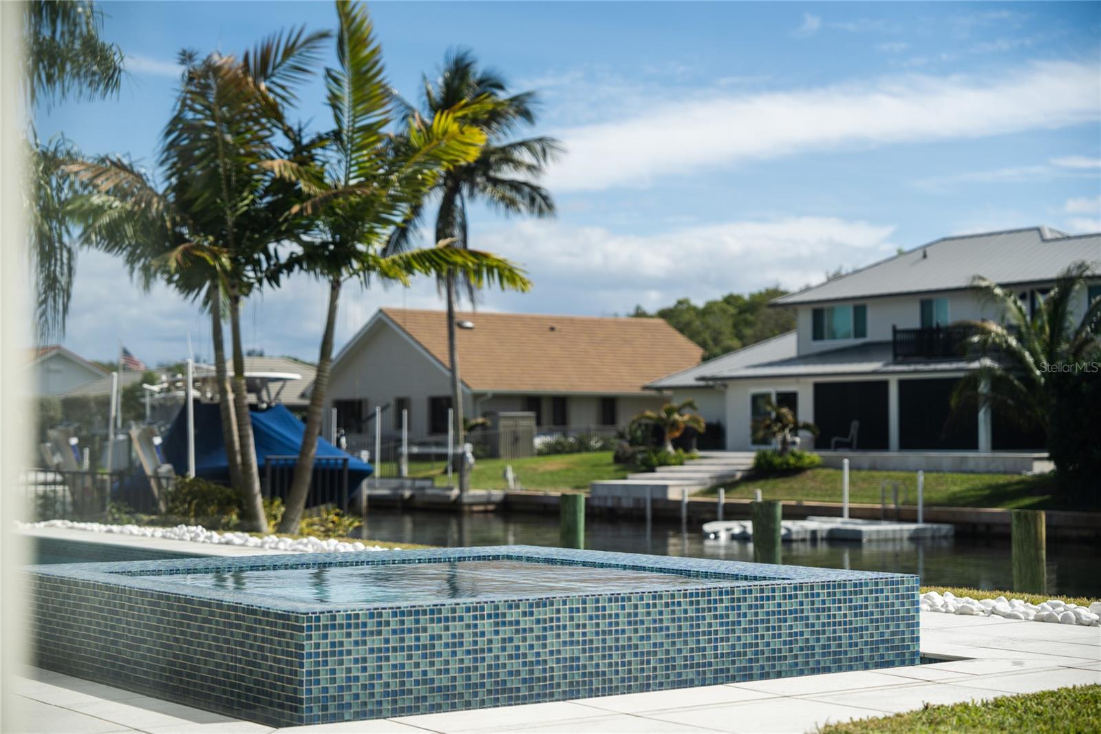 THE SOUNDINGS - Residential