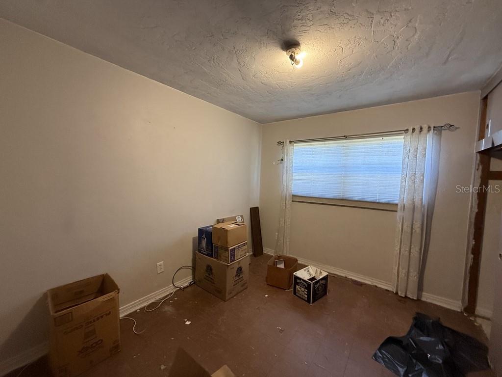 TILSEN MANOR BLKS 2 3 4 5 6 8 - Residential