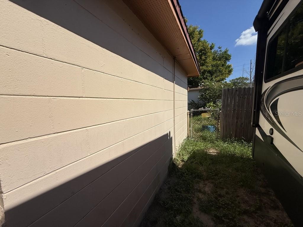 TILSEN MANOR BLKS 2 3 4 5 6 8 - Residential