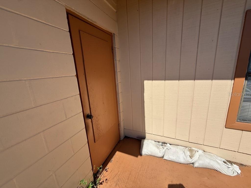 TILSEN MANOR BLKS 2 3 4 5 6 8 - Residential