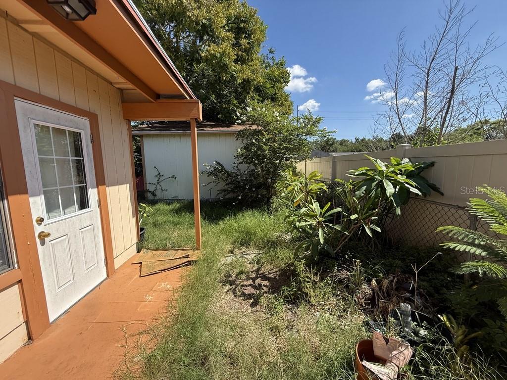 TILSEN MANOR BLKS 2 3 4 5 6 8 - Residential