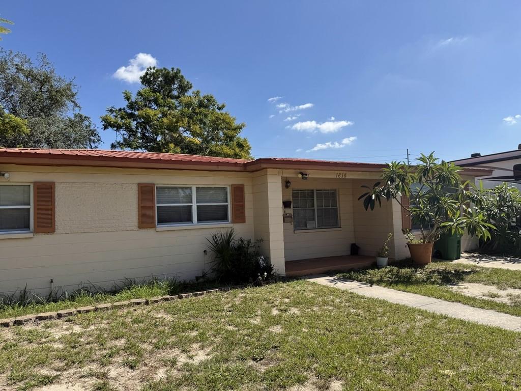 TILSEN MANOR BLKS 2 3 4 5 6 8 - Residential