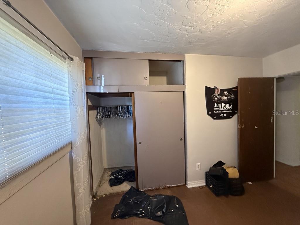 TILSEN MANOR BLKS 2 3 4 5 6 8 - Residential
