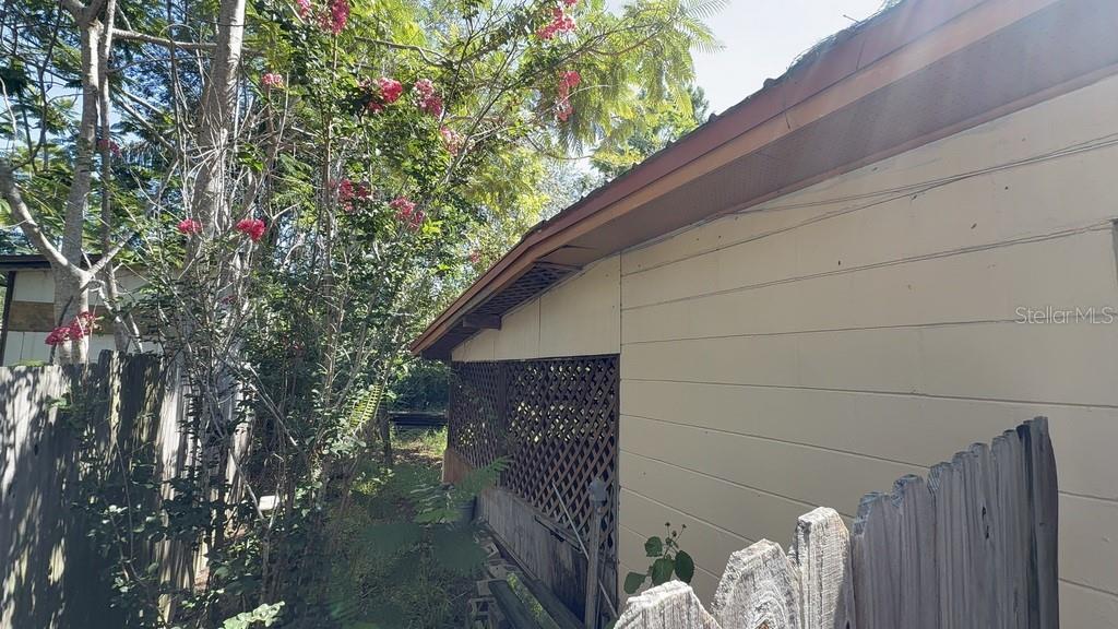 TILSEN MANOR BLKS 2 3 4 5 6 8 - Residential