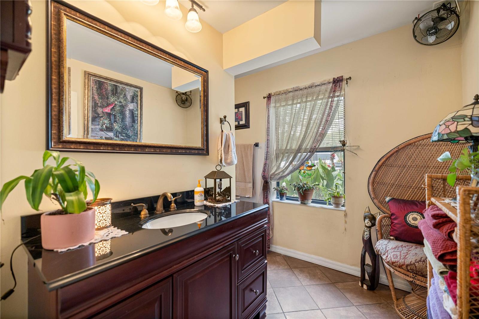 VIEW TOP ESTATES - Residential