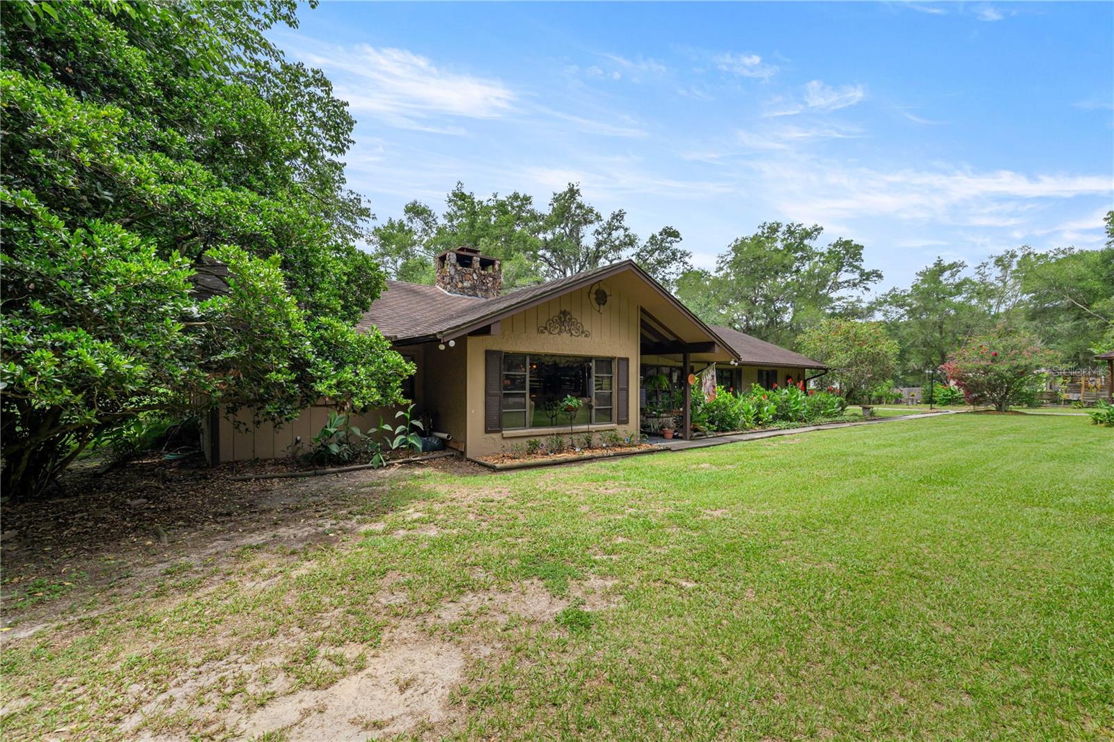 VIEW TOP ESTATES - Residential