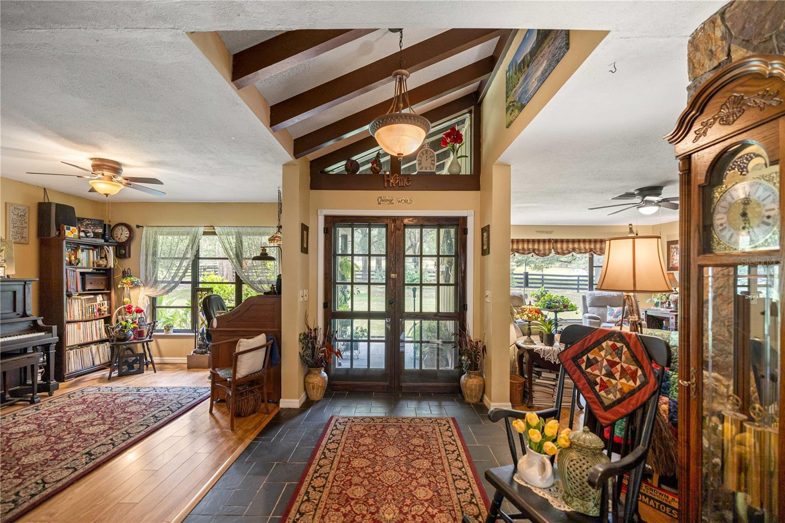 VIEW TOP ESTATES - Residential