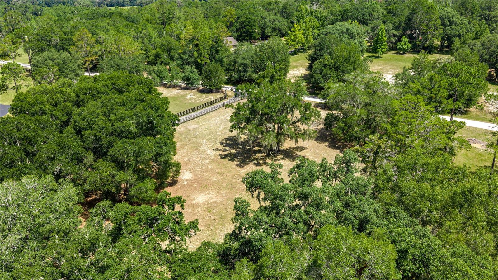 VIEW TOP ESTATES - Residential