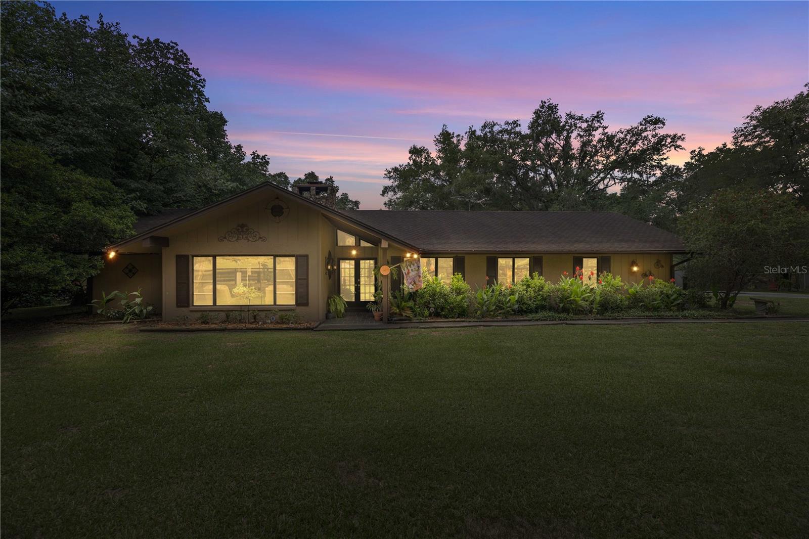 VIEW TOP ESTATES - Residential