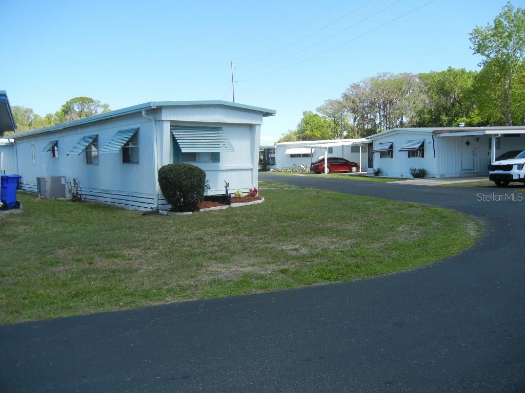 LES CHATEAU VILLA MOBILE HOME PARK - Residential