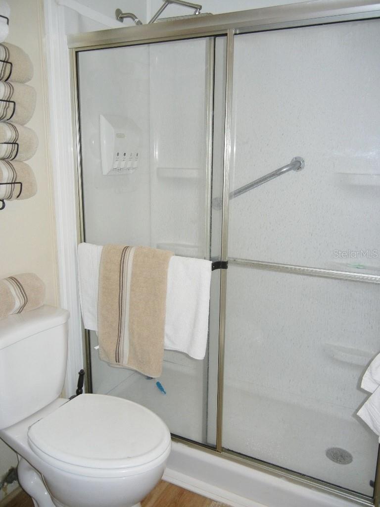 LES CHATEAU VILLA MOBILE HOME PARK - Residential