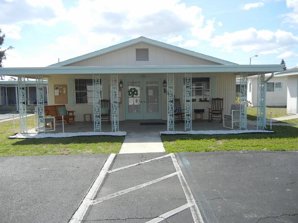 LES CHATEAU VILLA MOBILE HOME PARK - Residential