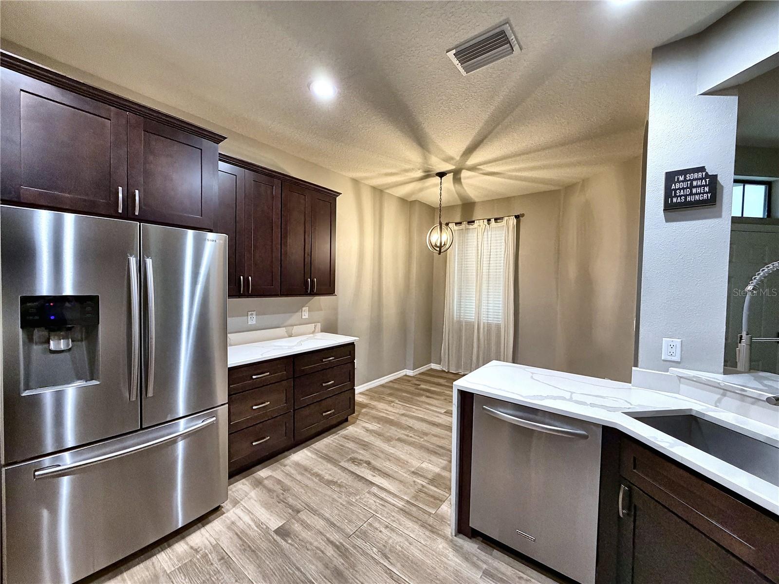 HIDDEN BAYOU TWNHMS - Residential Lease