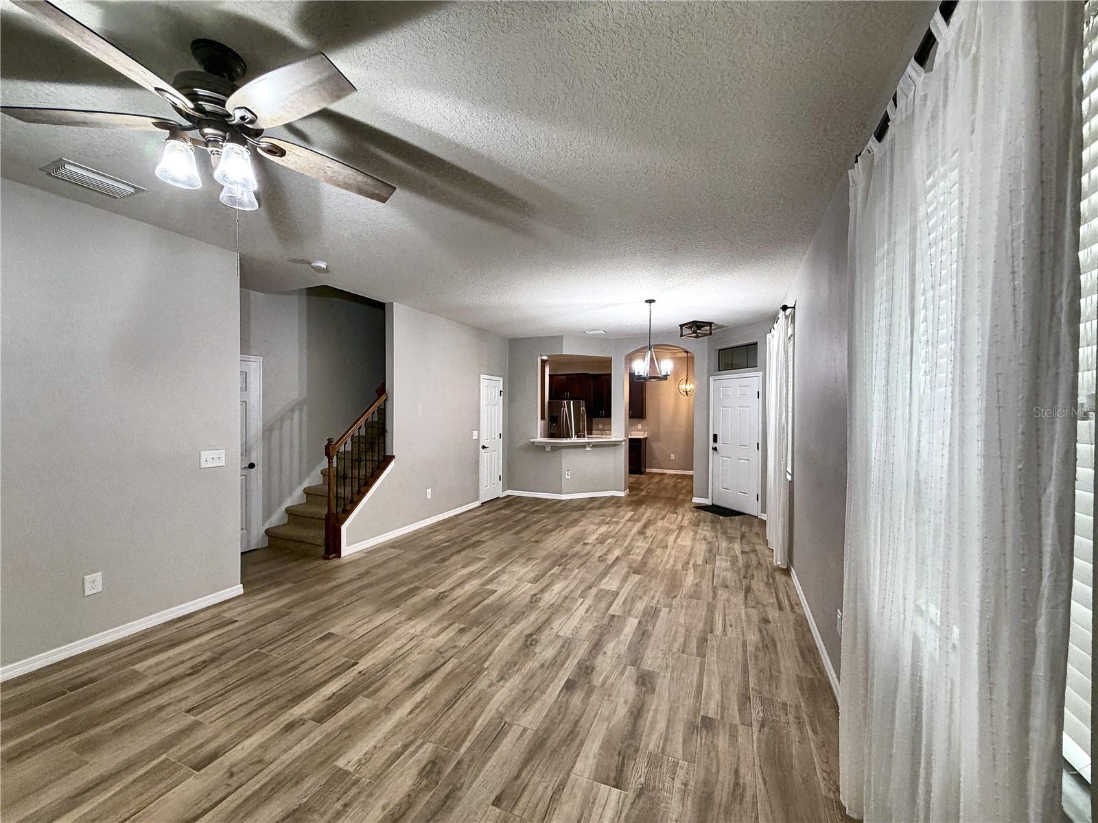 HIDDEN BAYOU TWNHMS - Residential Lease