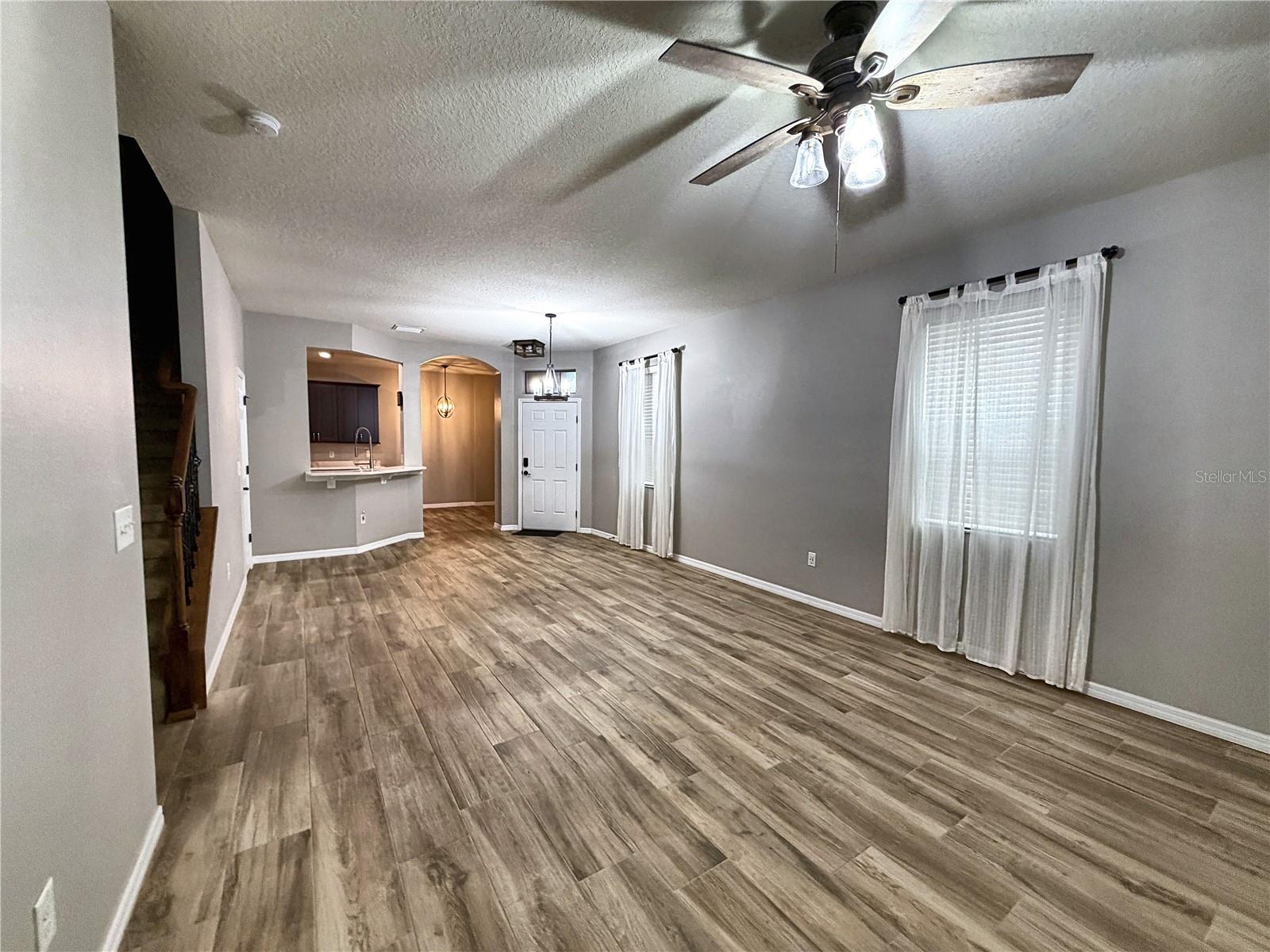 HIDDEN BAYOU TWNHMS - Residential Lease