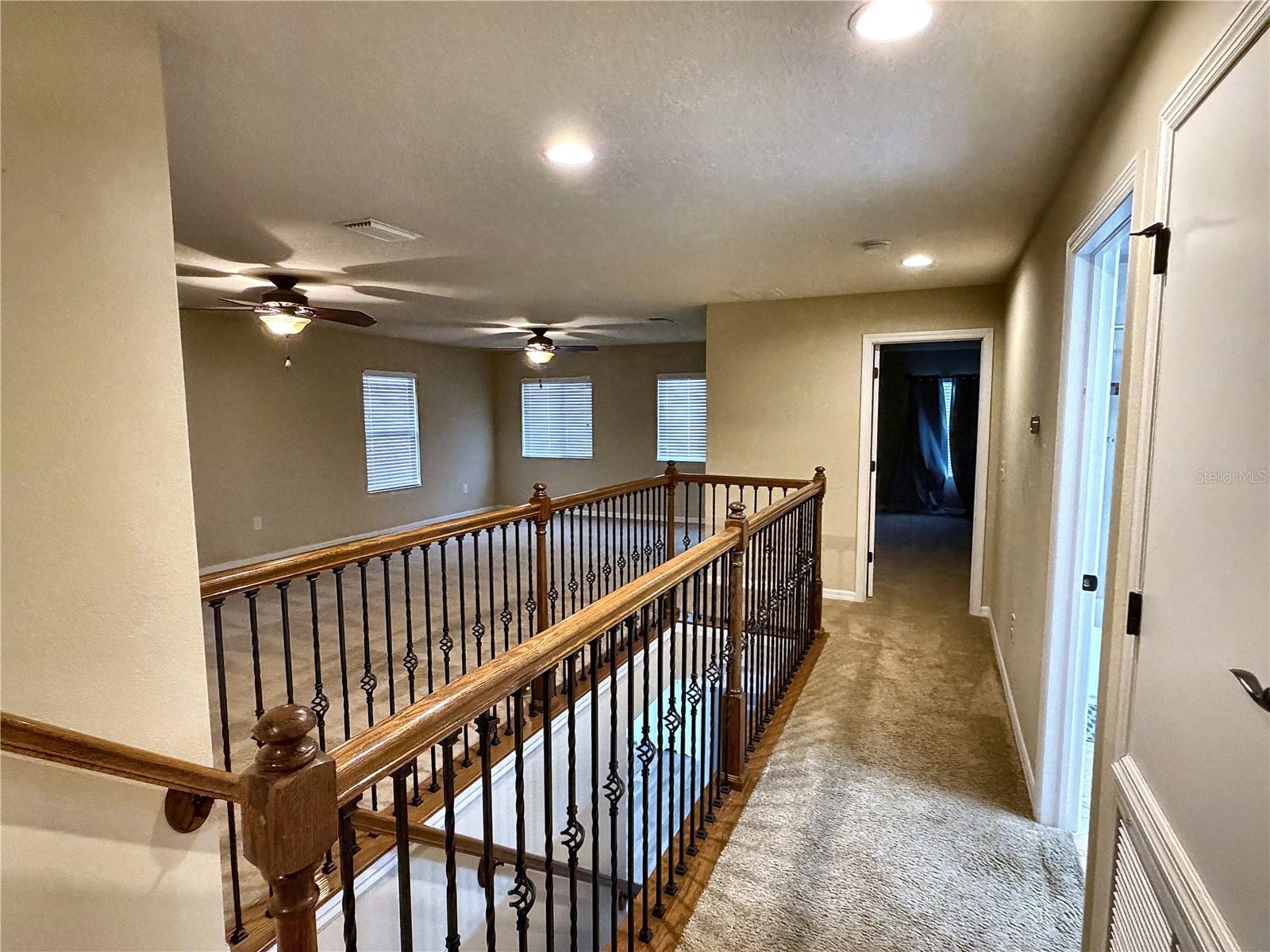 HIDDEN BAYOU TWNHMS - Residential Lease