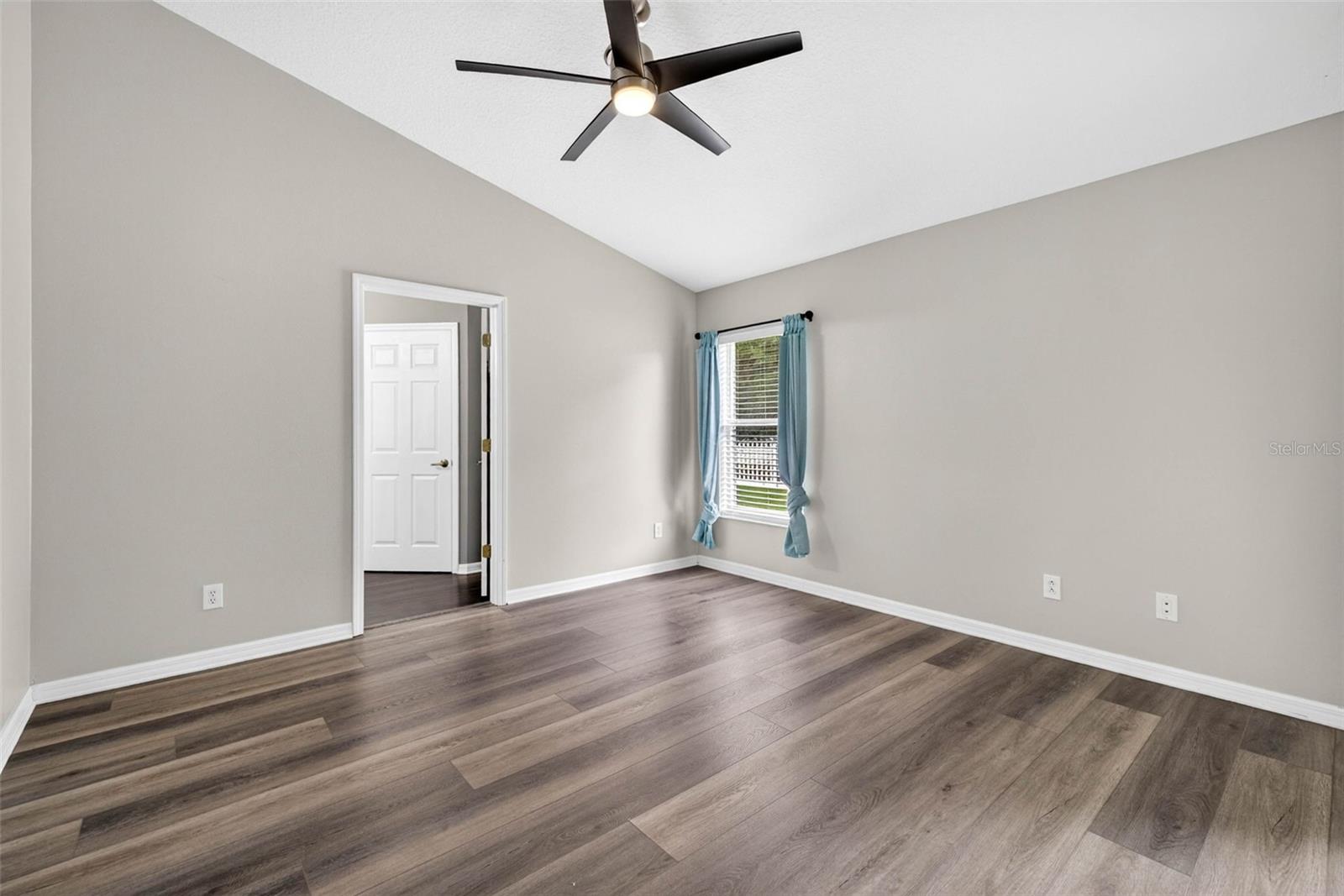 DEER PARK - Residential