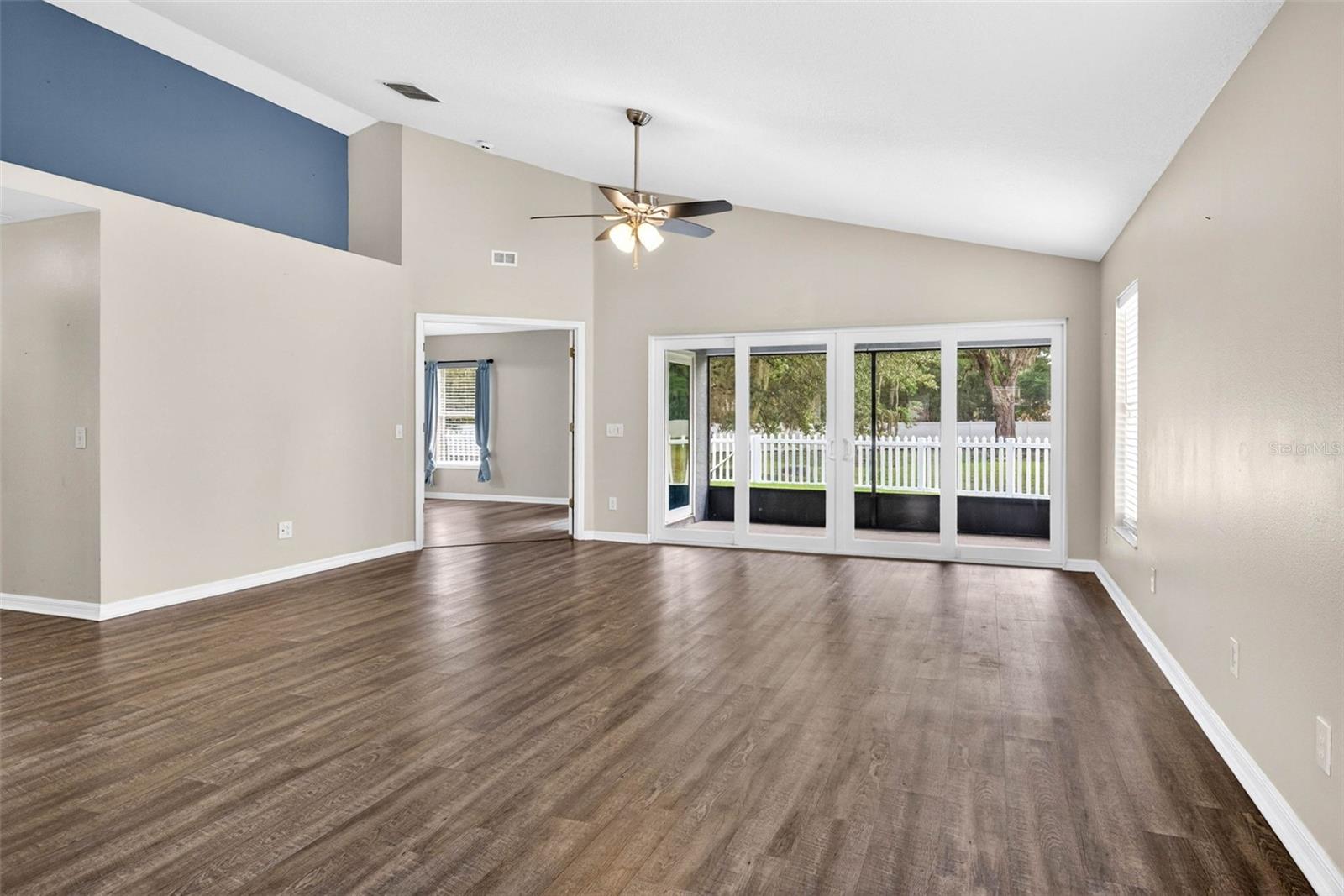 DEER PARK - Residential