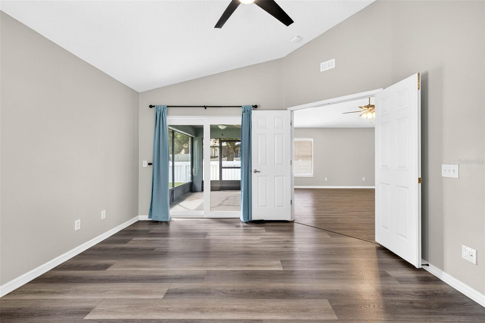 DEER PARK - Residential