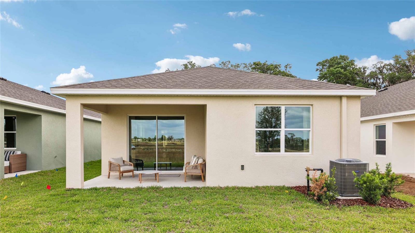TWISTED OAKS - Residential
