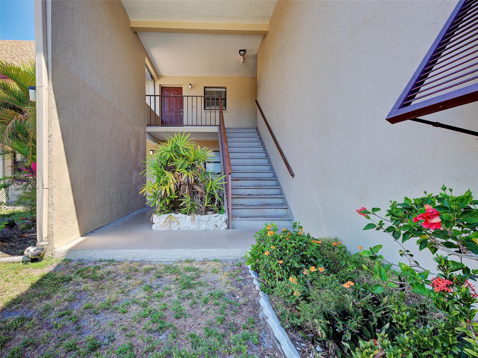 GULF GATE GARDENS - Residential