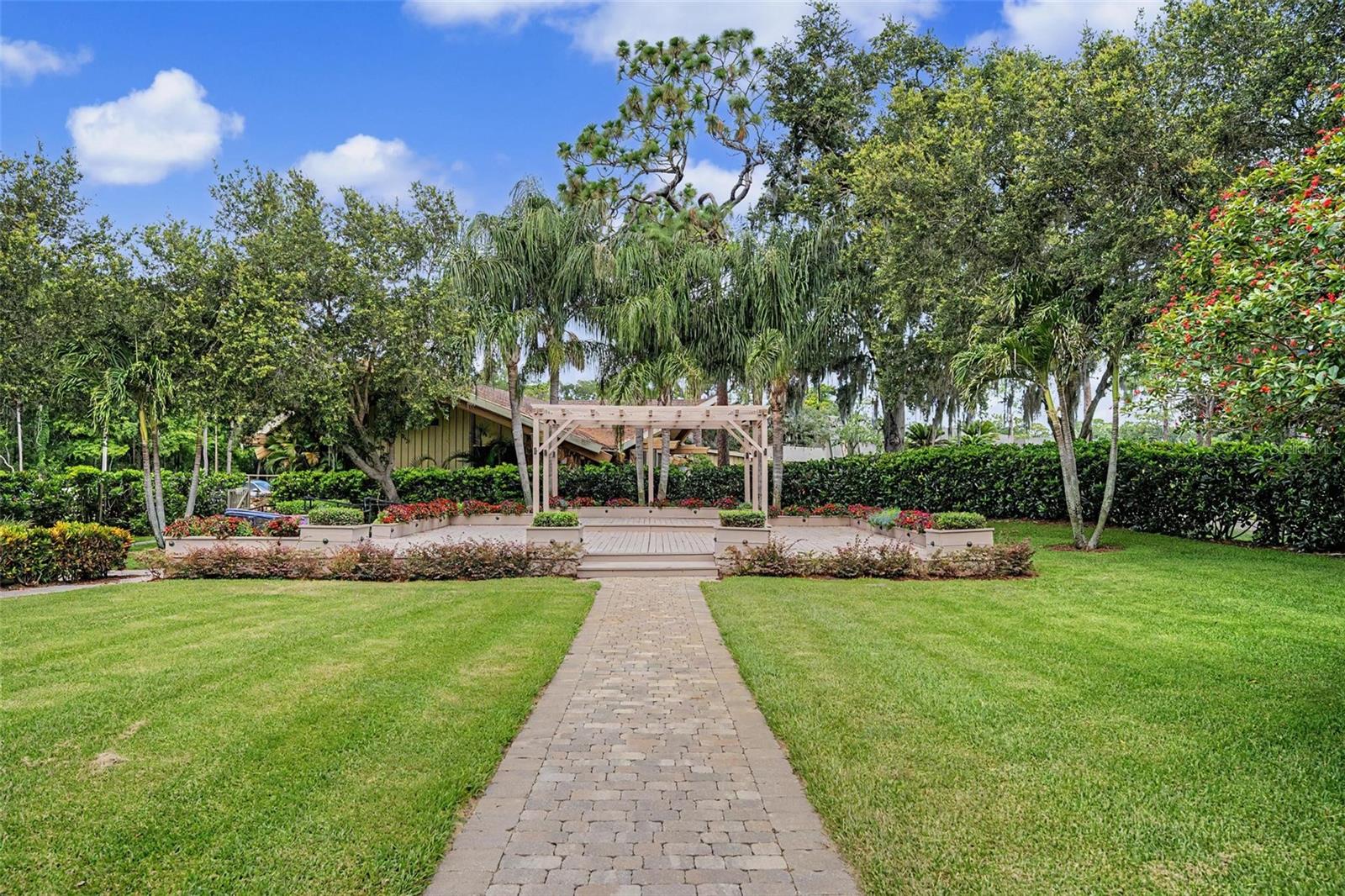 INNISBROOK - Residential
