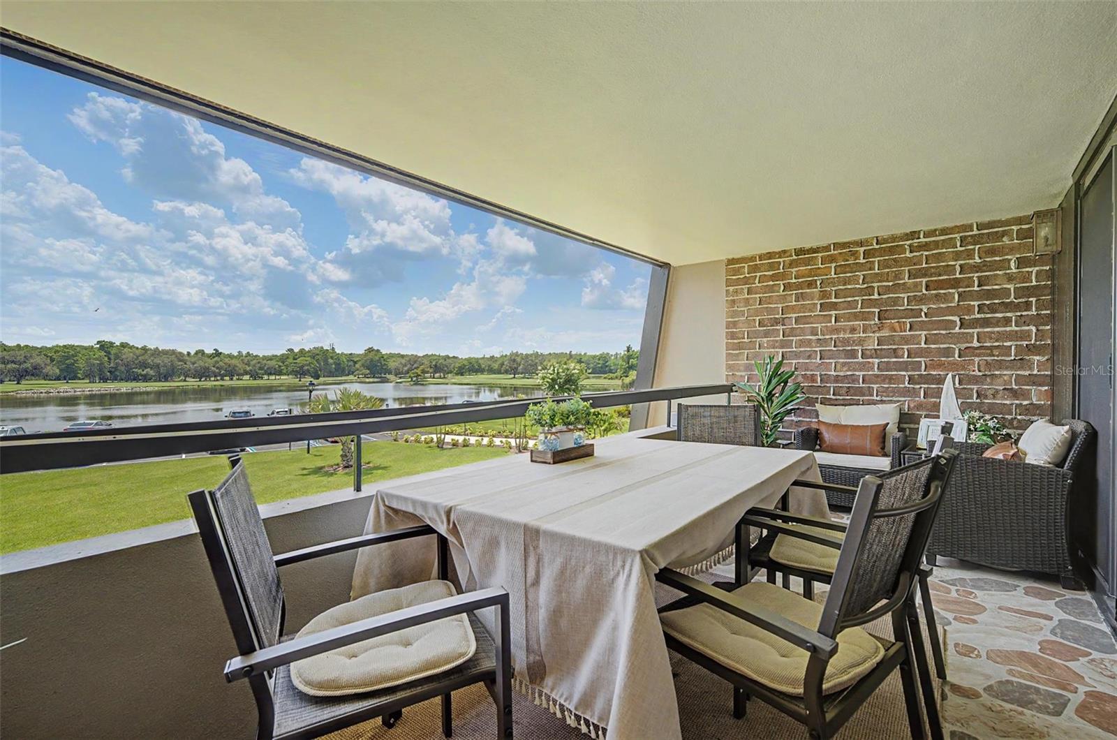 INNISBROOK - Residential