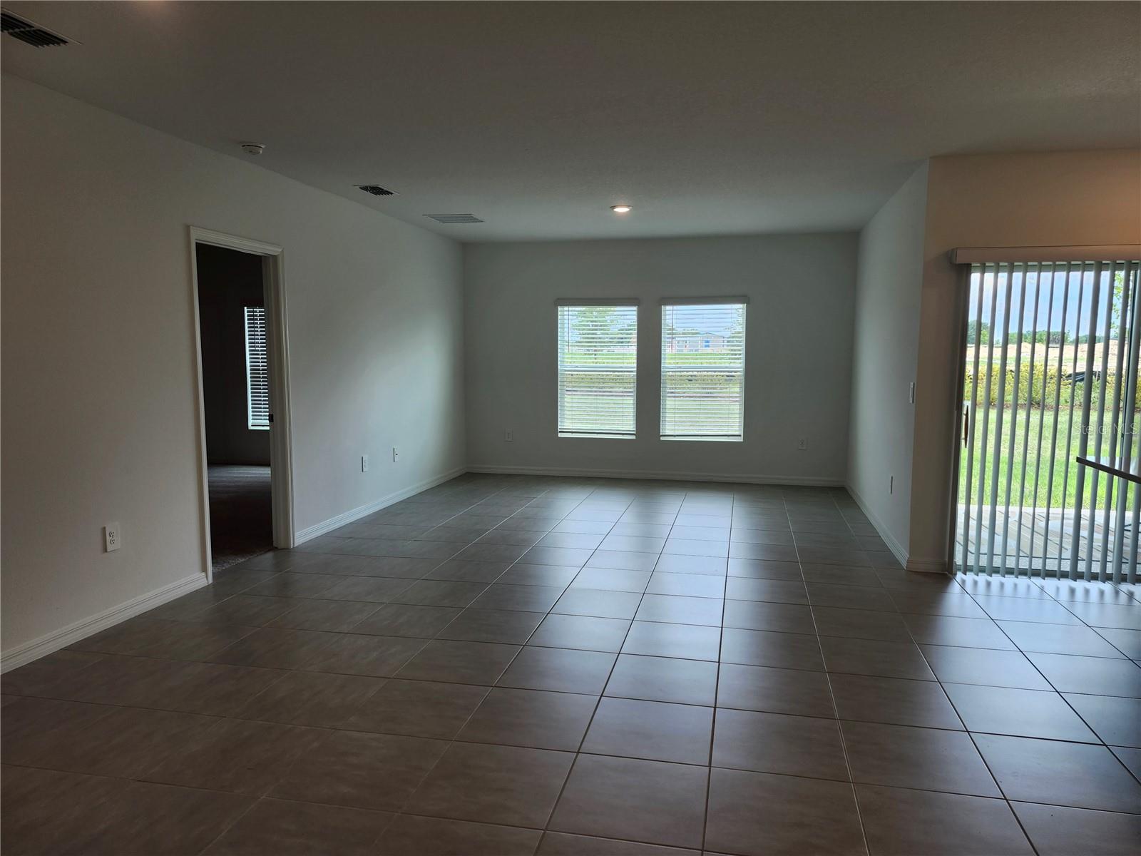 PARKSIDE AT ESTATES - Residential Lease