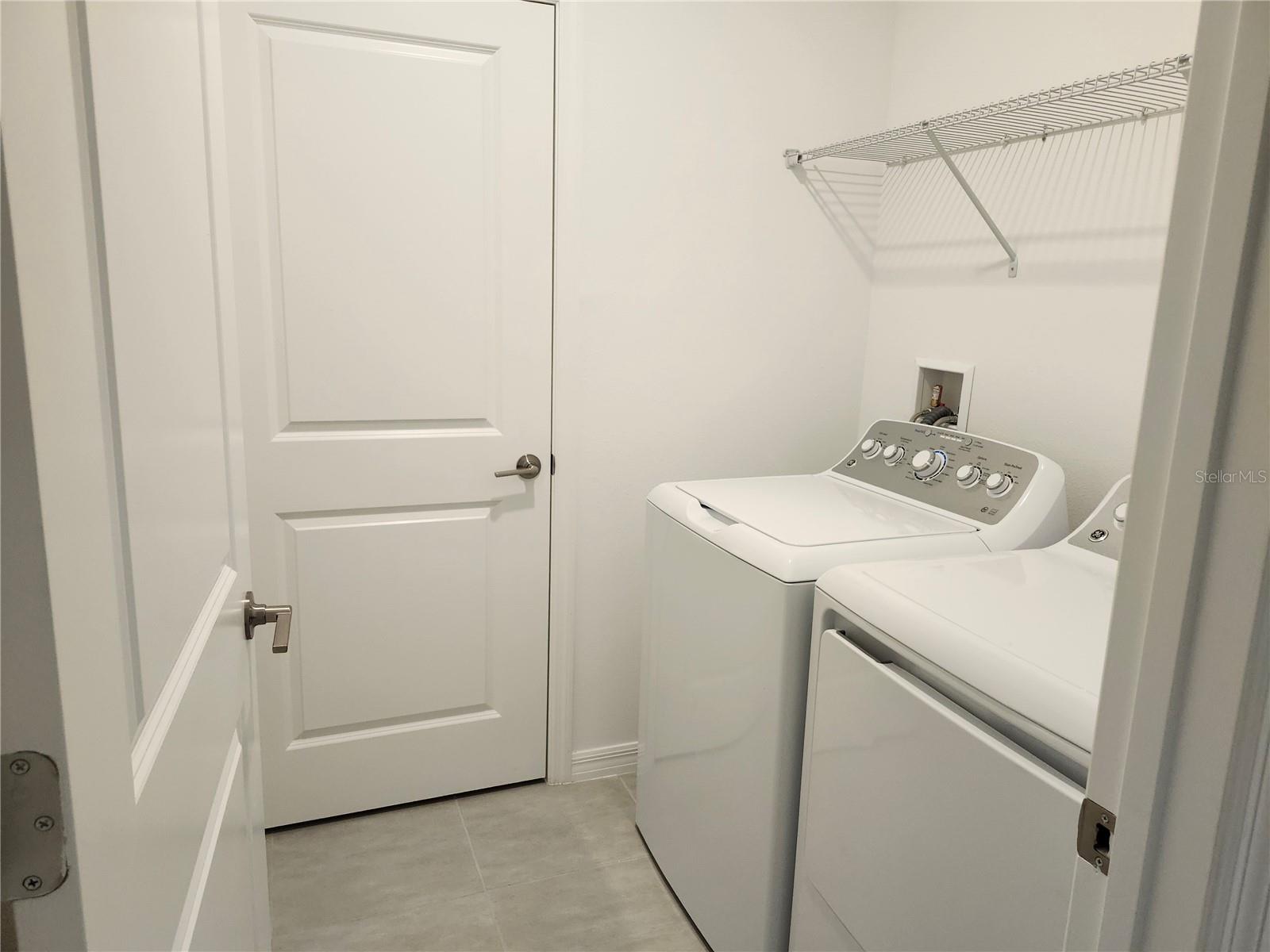 PARKSIDE AT ESTATES - Residential Lease