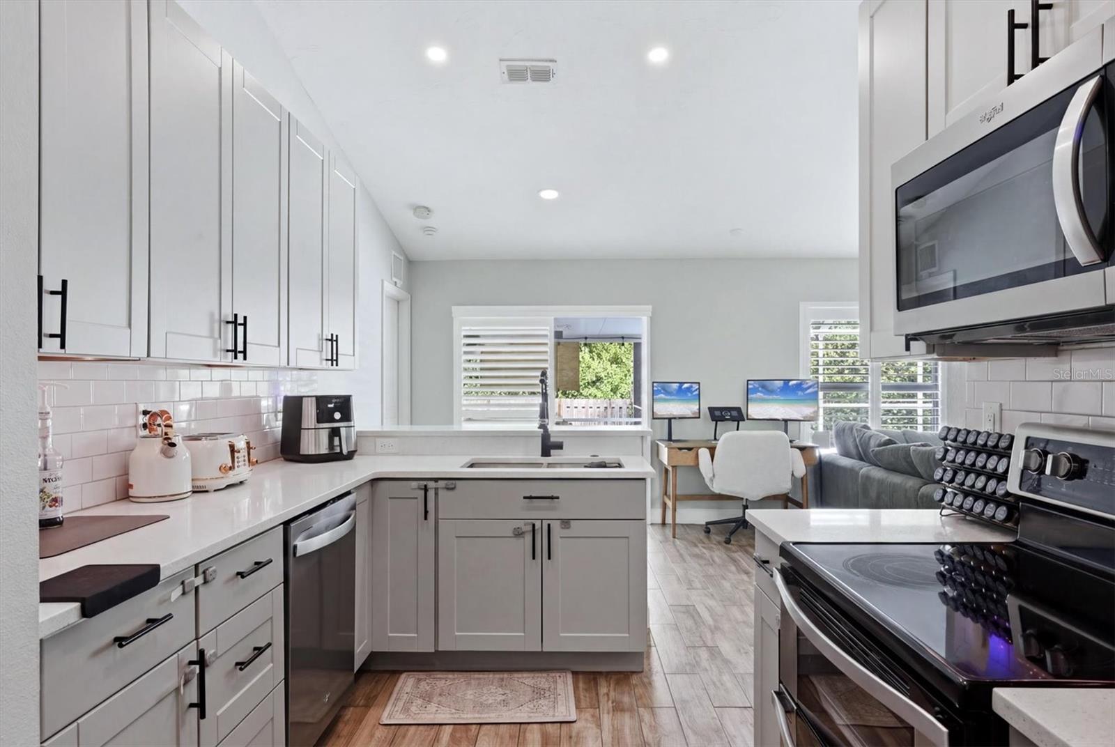GATES CREEK - Residential