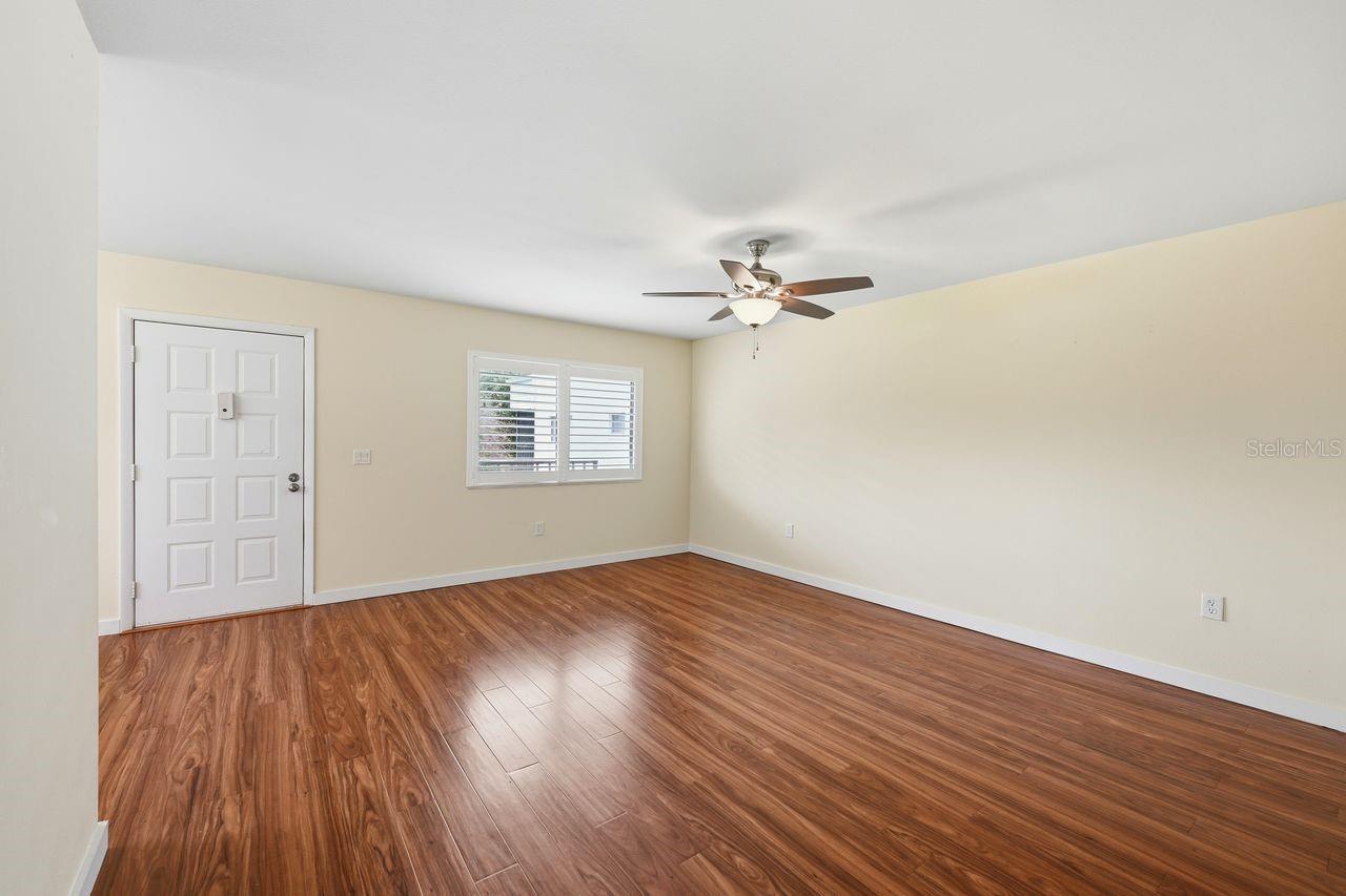 LAKEVIEW CONDO AT LAKE FREDRICA - Residential