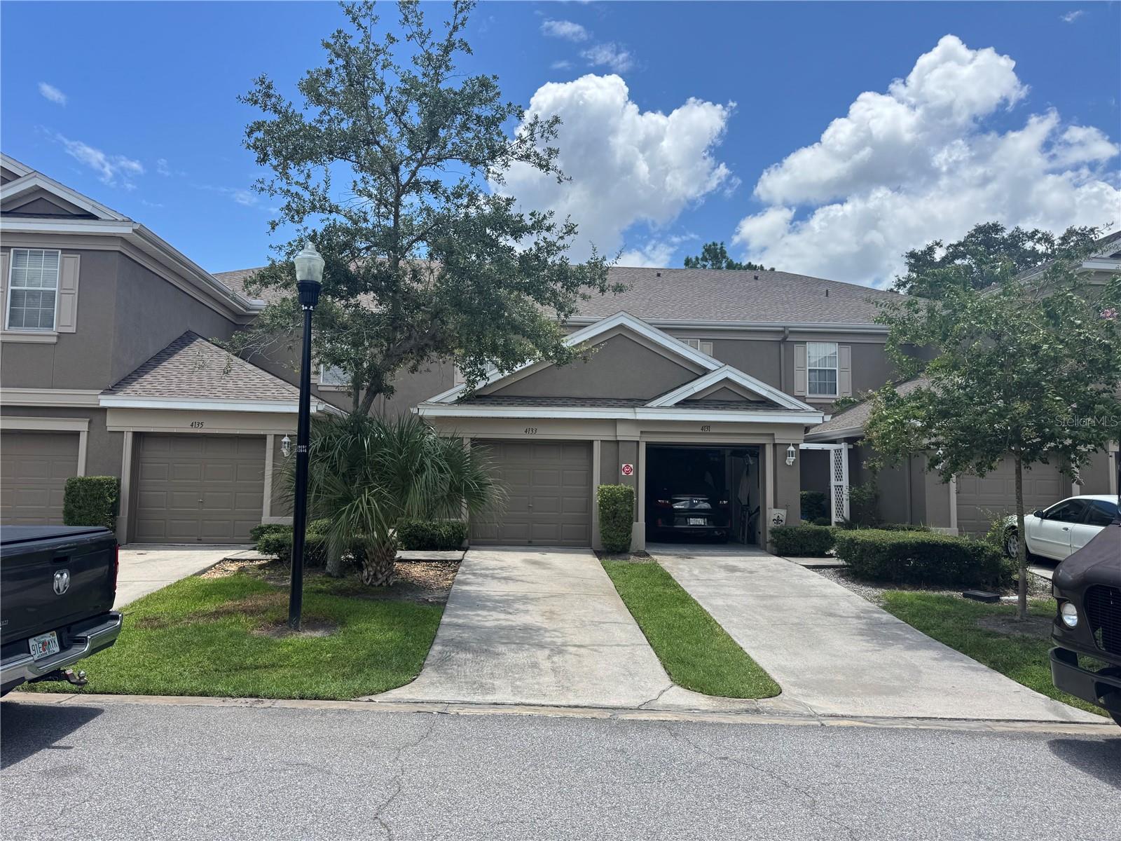 TOWNHOMES AT SABAL POINTE - Residential Lease